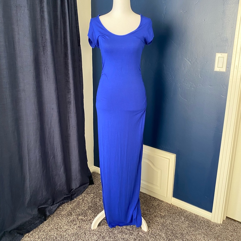 💙NWOT Maxi Dress